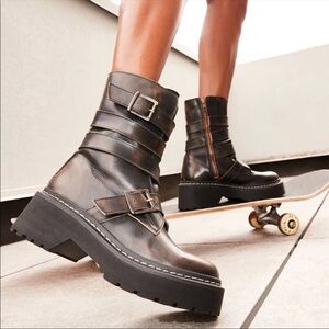 Steve Madden Sarge Leather combat boots sz 9